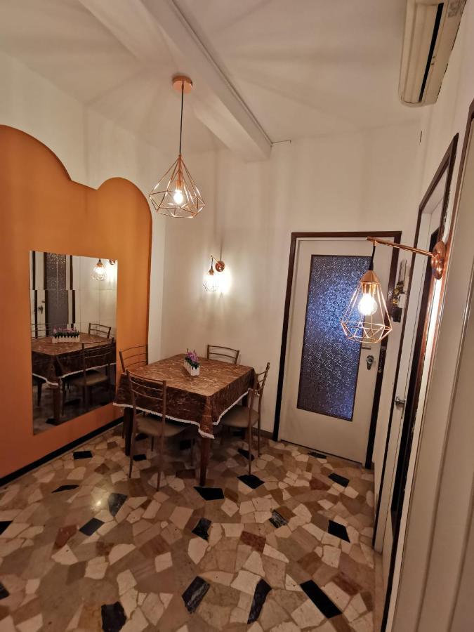 Апартаменты La Casa Di Jennifer Парма Экстерьер фото